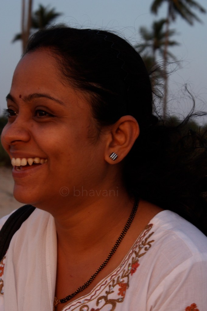 she smiles like the wind